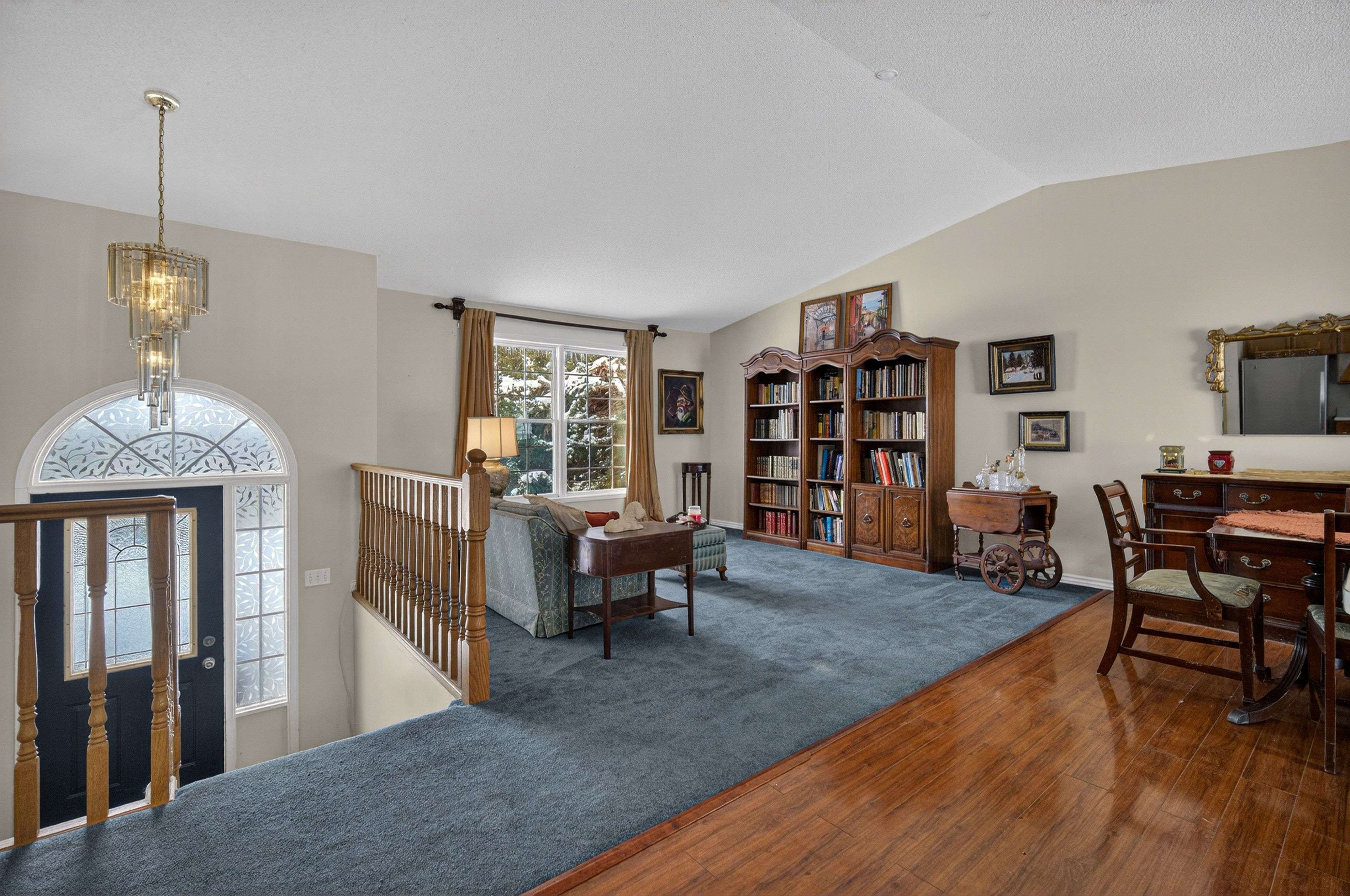 Kawartha Lakes, ON K0L 2W0,13 Colborne ST N