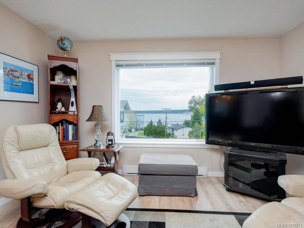 Central Saanich, BC V8M 0A8,2740 Stautw Rd #28