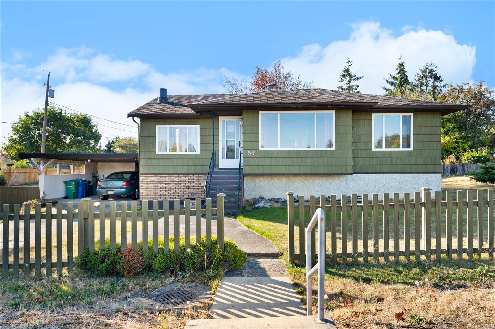 Nanaimo, BC V9R 1T9,561 Fourth St