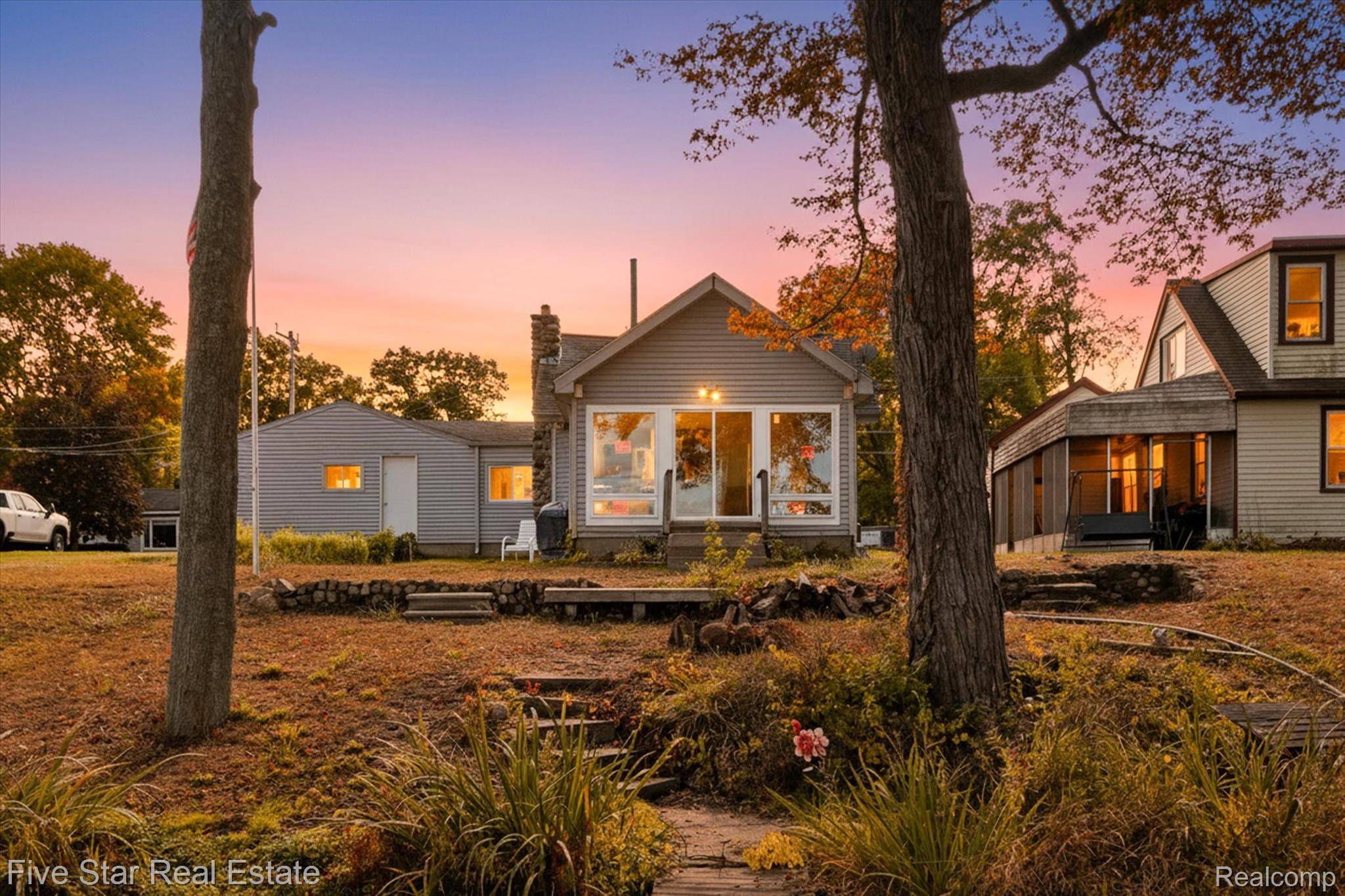 White Lake, MI 48386,9548 Roundlake BLVD NE