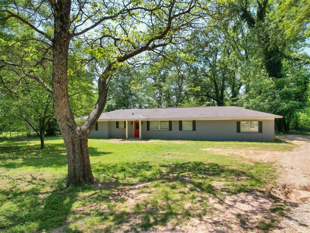 Hughes Springs, TX 75657,1137 FM 2985