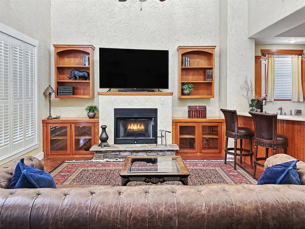 Ennis, TX 75119,1002 Hoylake Court