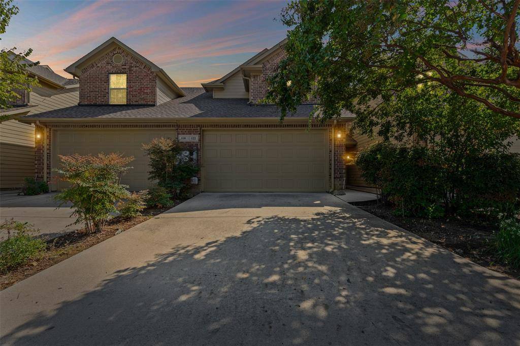 Lewisville, TX 75067,122 Barrington Lane