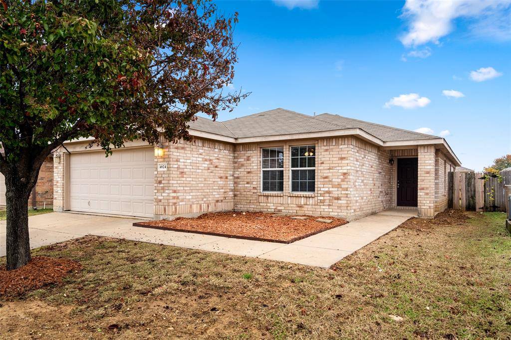 Fort Worth, TX 76106,4024 Mantis Street