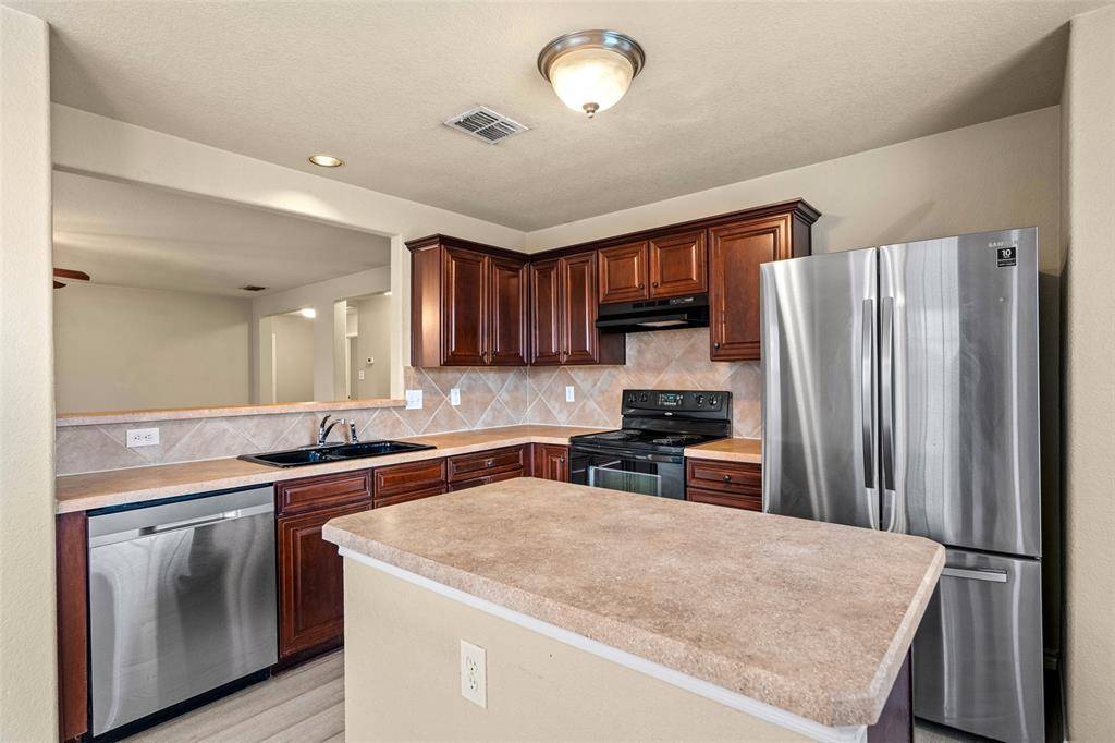 Fort Worth, TX 76106,4024 Mantis Street