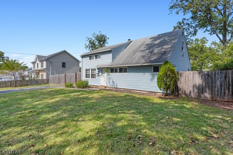 Woodbridge Twp., NJ 08830,990 Rebecca Pl