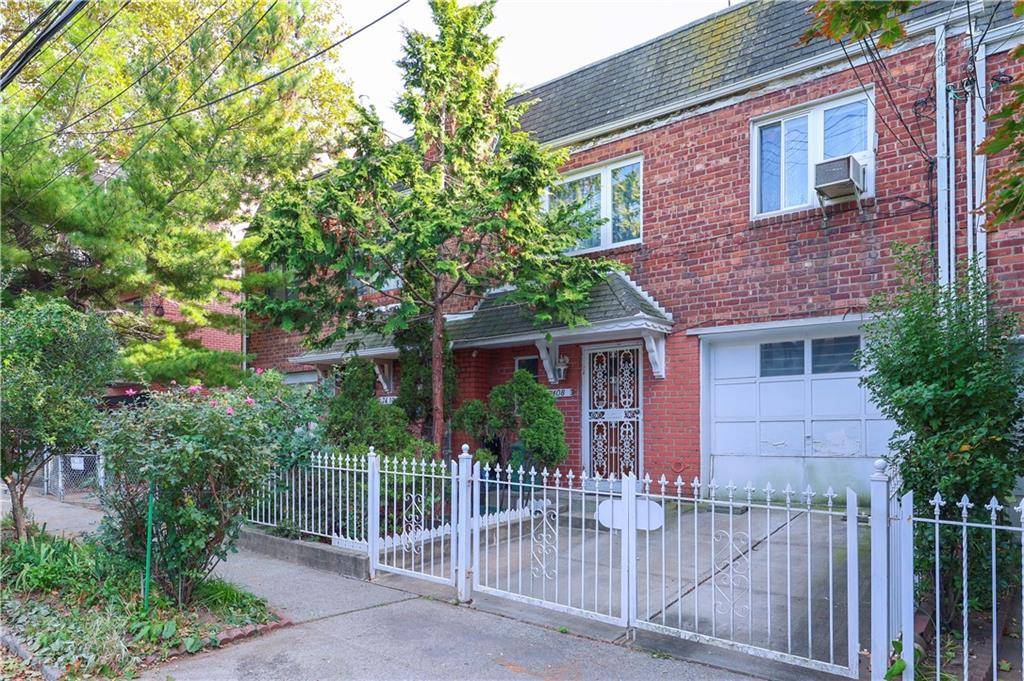 Elmhurst, NY 11373,7408 46th AVE