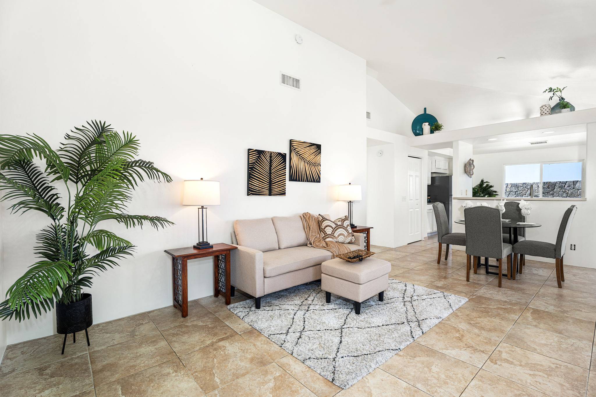 Kailua-kona, HI 96740,77-159 HOOHONUA CT