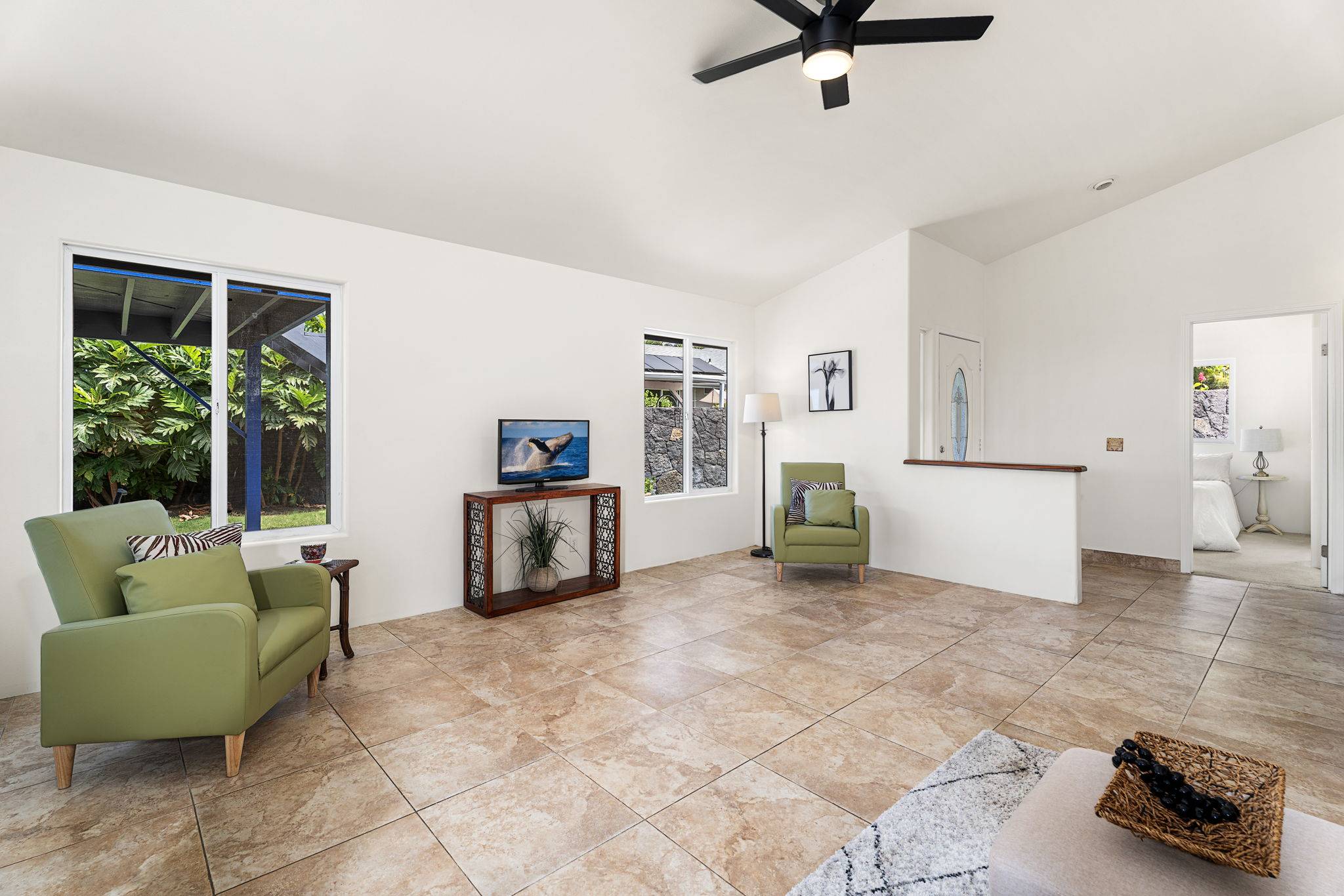 Kailua-kona, HI 96740,77-159 HOOHONUA CT