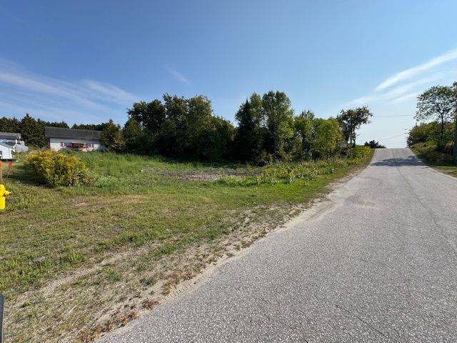 West Nipissing, ON P0H 1G0,53 Bain AVE