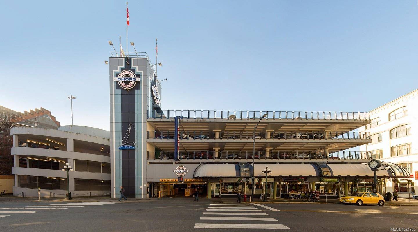 Victoria, BC V8W 3J2,625 Broughton St