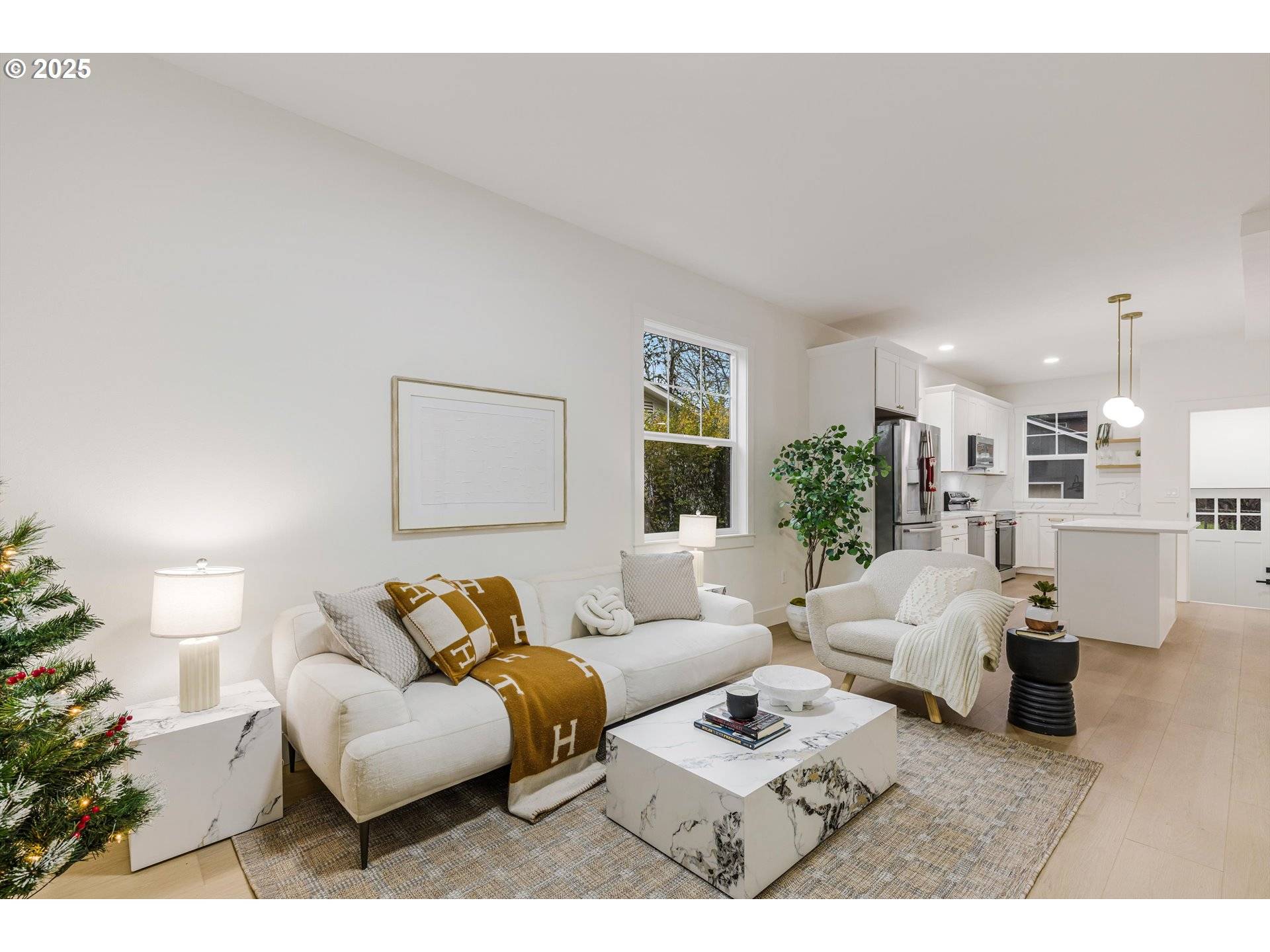 Portland, OR 97203,7319 N POLK AVE