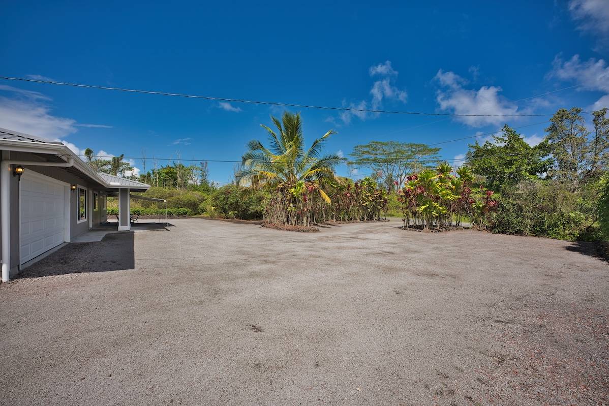 Keaau, HI 96749,15-1834 10TH AVE