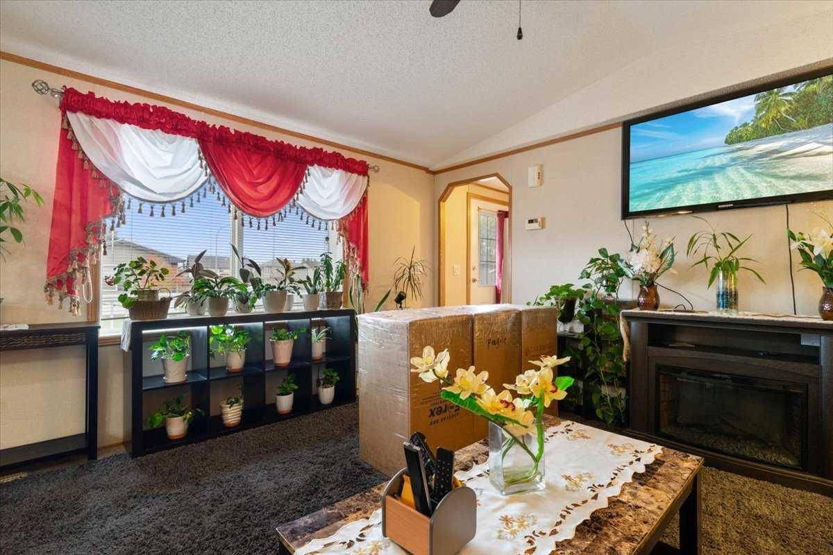 Grande Prairie, AB T8X1P5,10615 88 Street #332