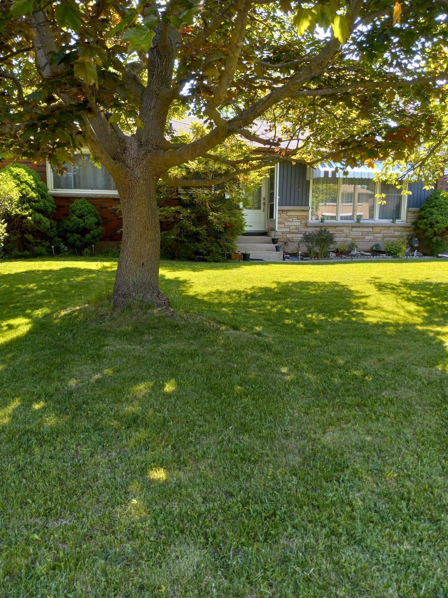 Niagara Falls, ON L2J 2X2,3664 Arlington AVE