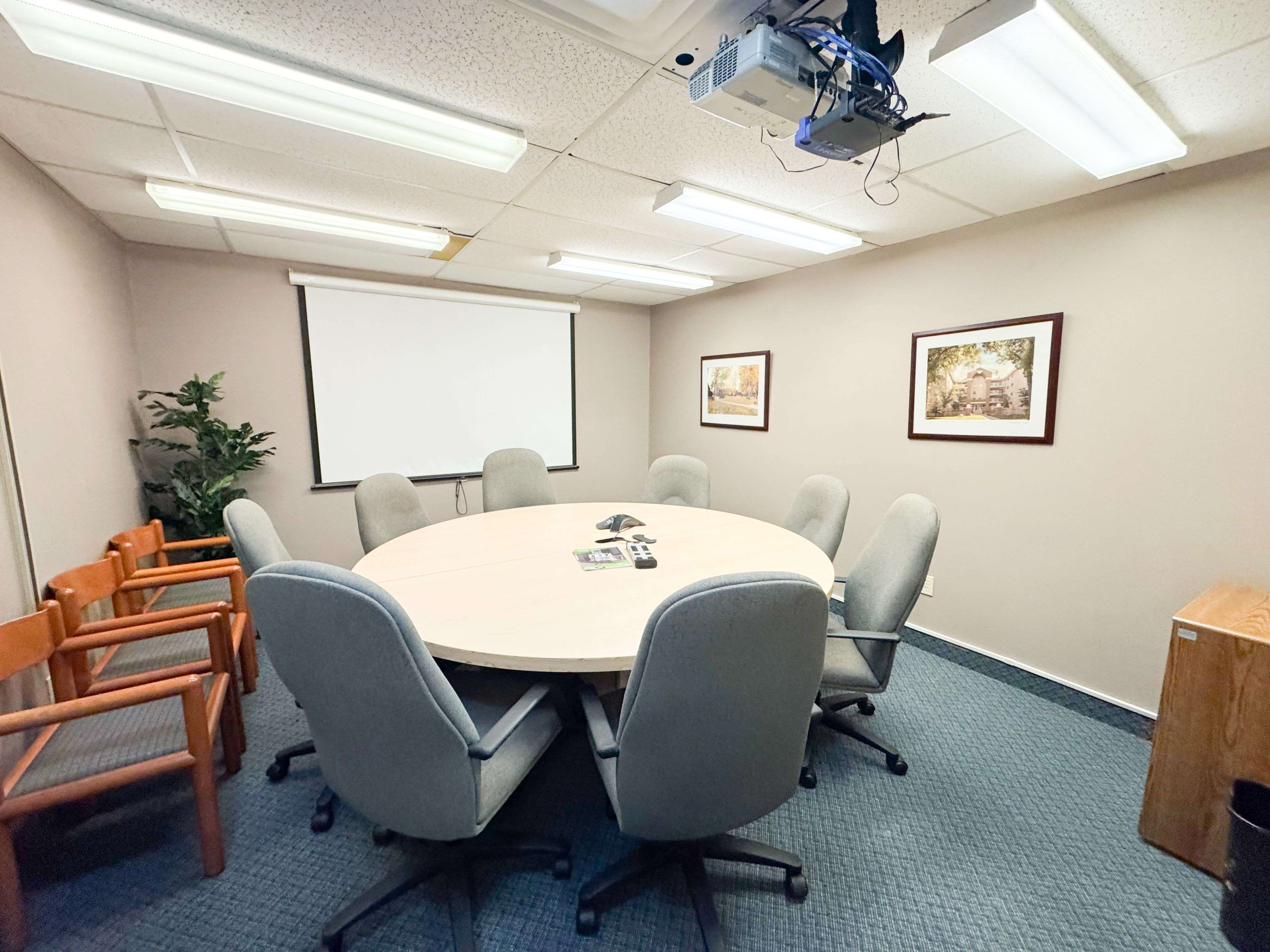 London South, ON N6J 2N4,540 Wharncliffe RD S #Suite G2