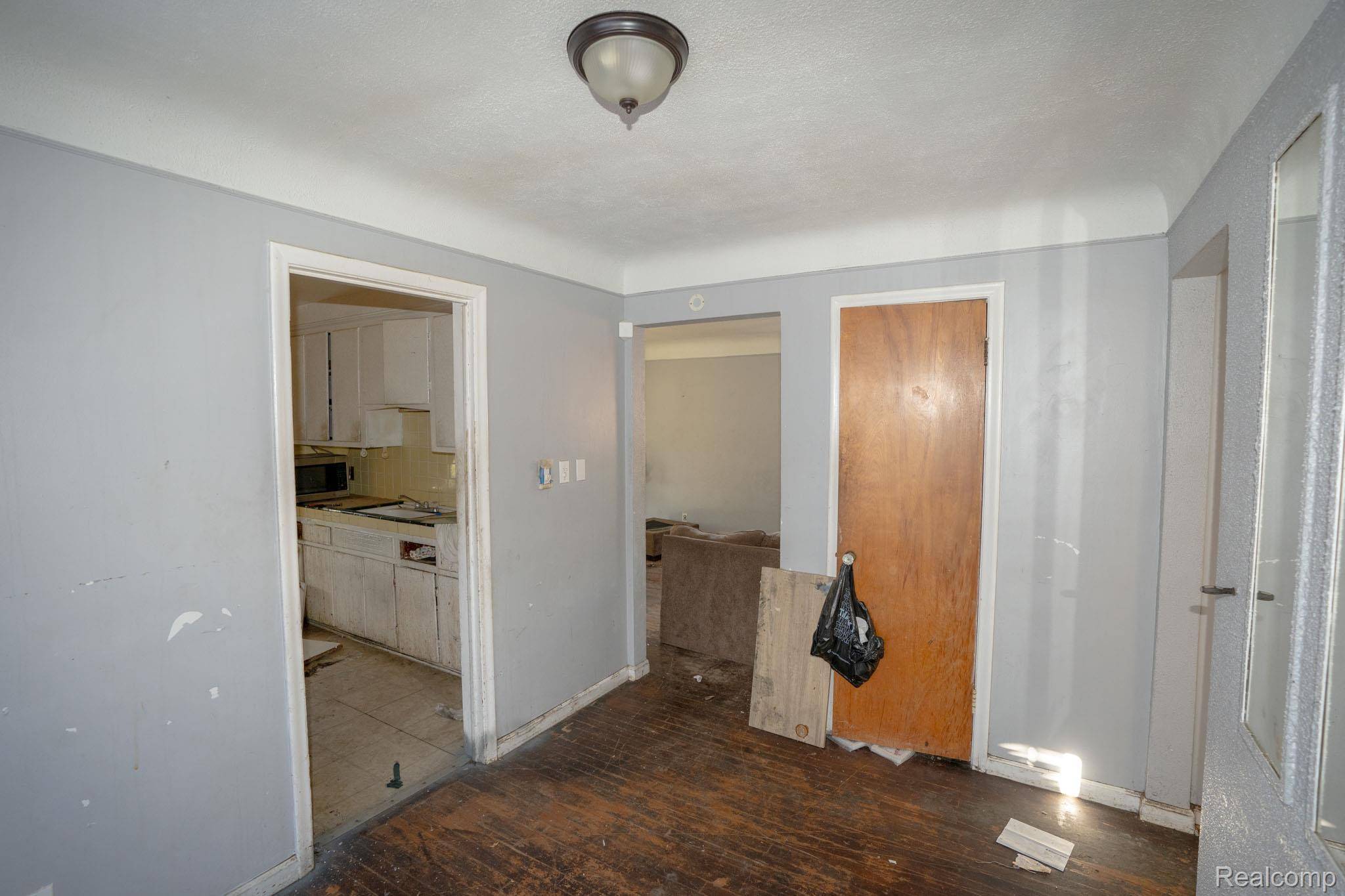 Detroit, MI 48227,15726 Hubbell ST