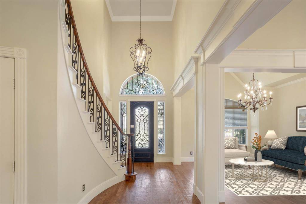 Plano, TX 75025,8312 Young Court