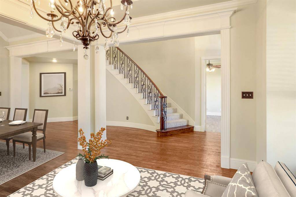 Plano, TX 75025,8312 Young Court