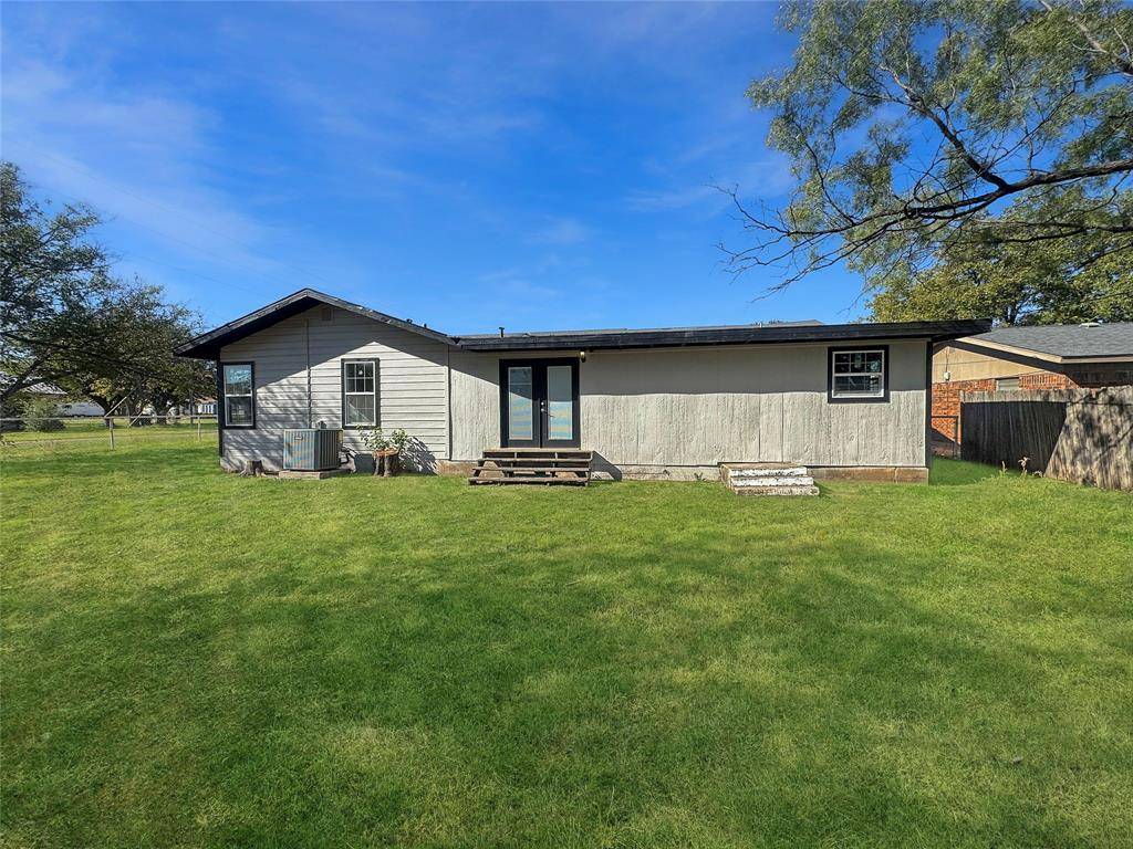 Roscoe, TX 79545,211 Oak