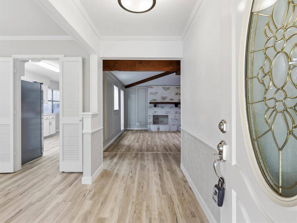 Arlington, TX 76012,1811 Briarcrest Lane