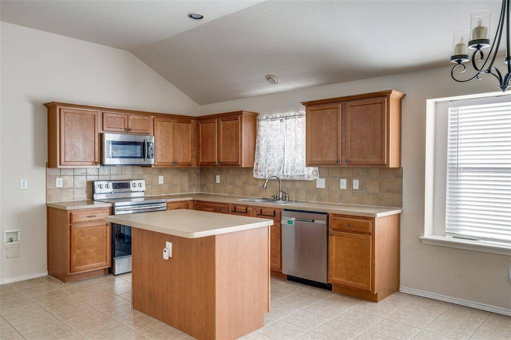 Fort Worth, TX 76179,6256 Trinity Creek Drive