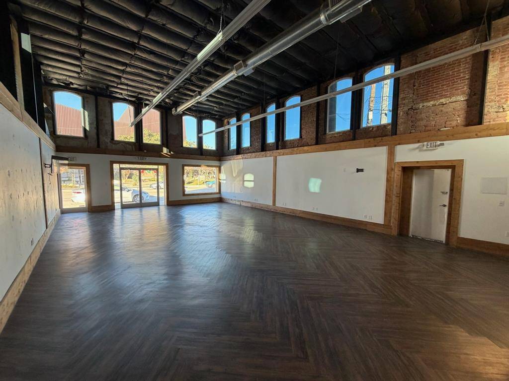 Abilene, TX 79601,1031 N 6th Street