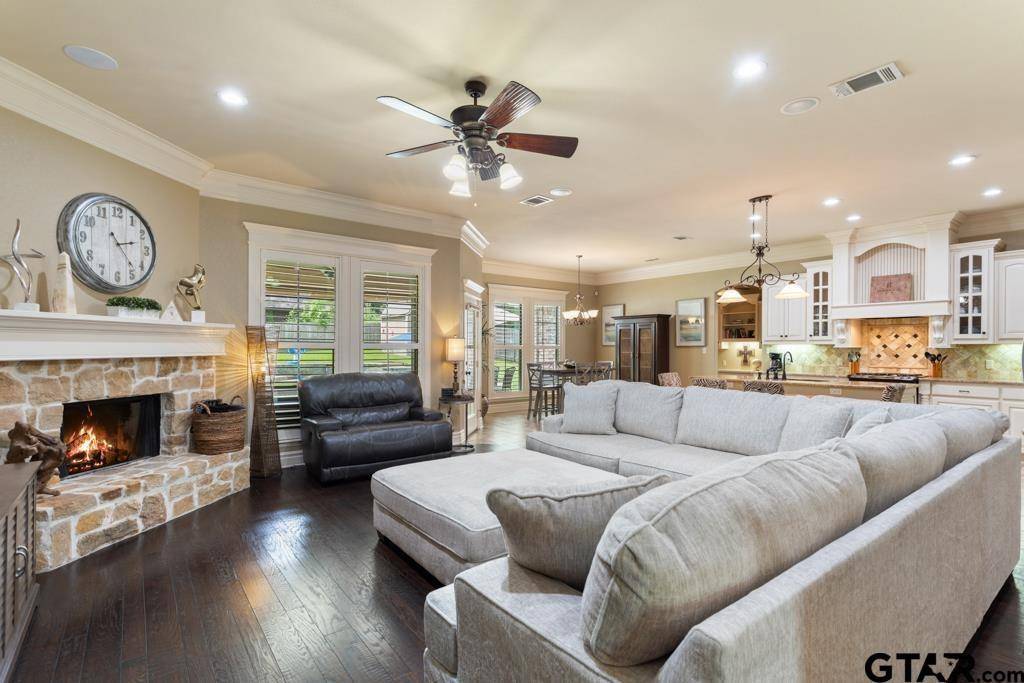 Flint, TX 75762,19551 Sandhill Lane