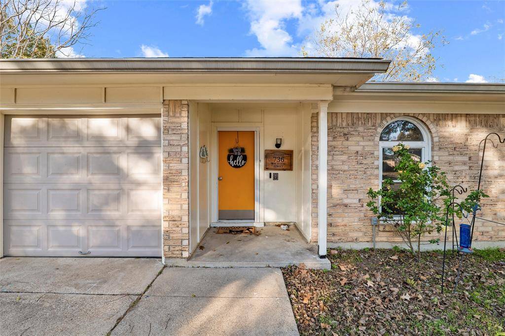 Burleson, TX 76028,736 NW Wood Street
