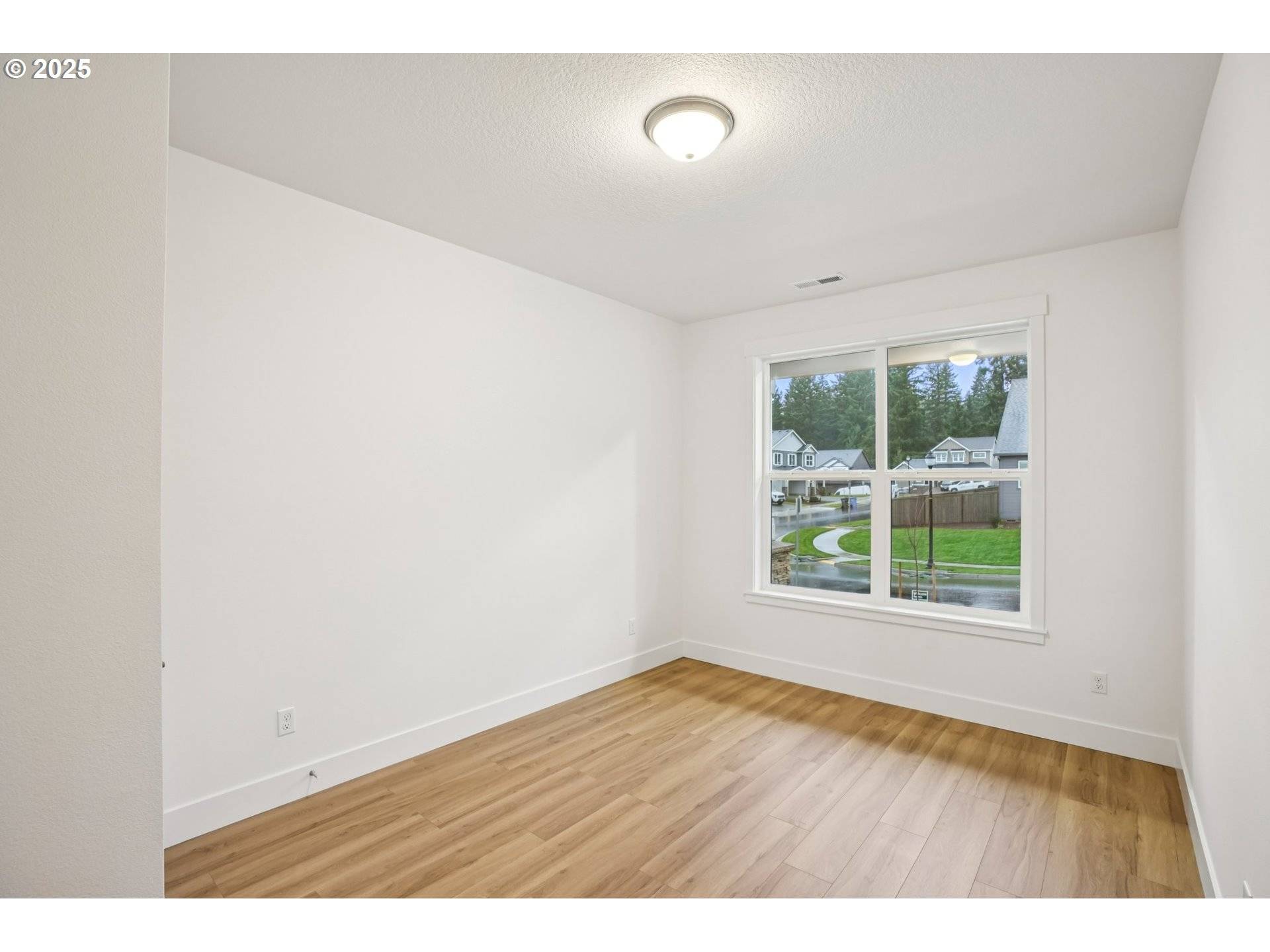 Camas, WA 98607,5596 N 93RD AVE #LT204