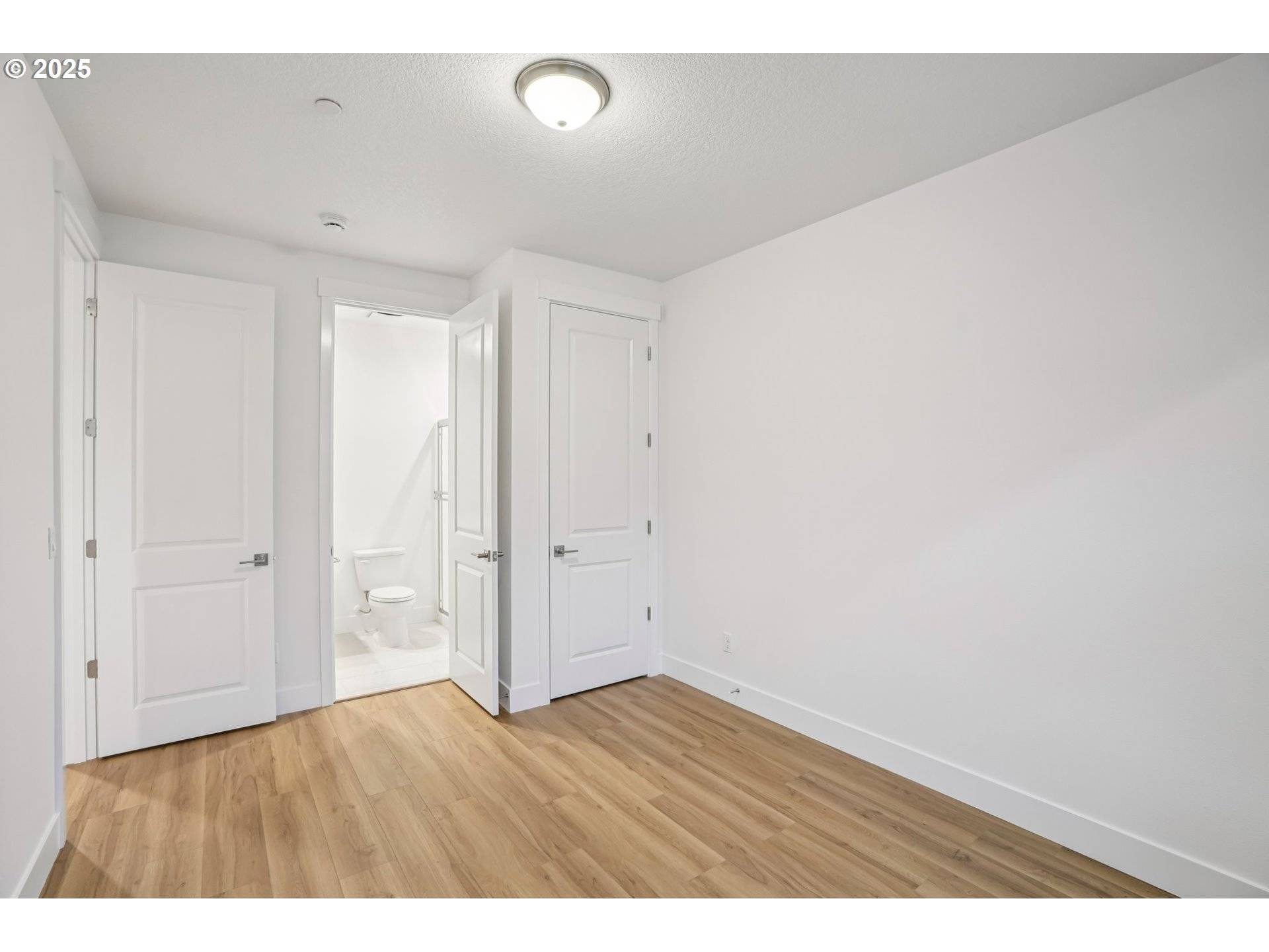 Camas, WA 98607,5596 N 93RD AVE #LT204