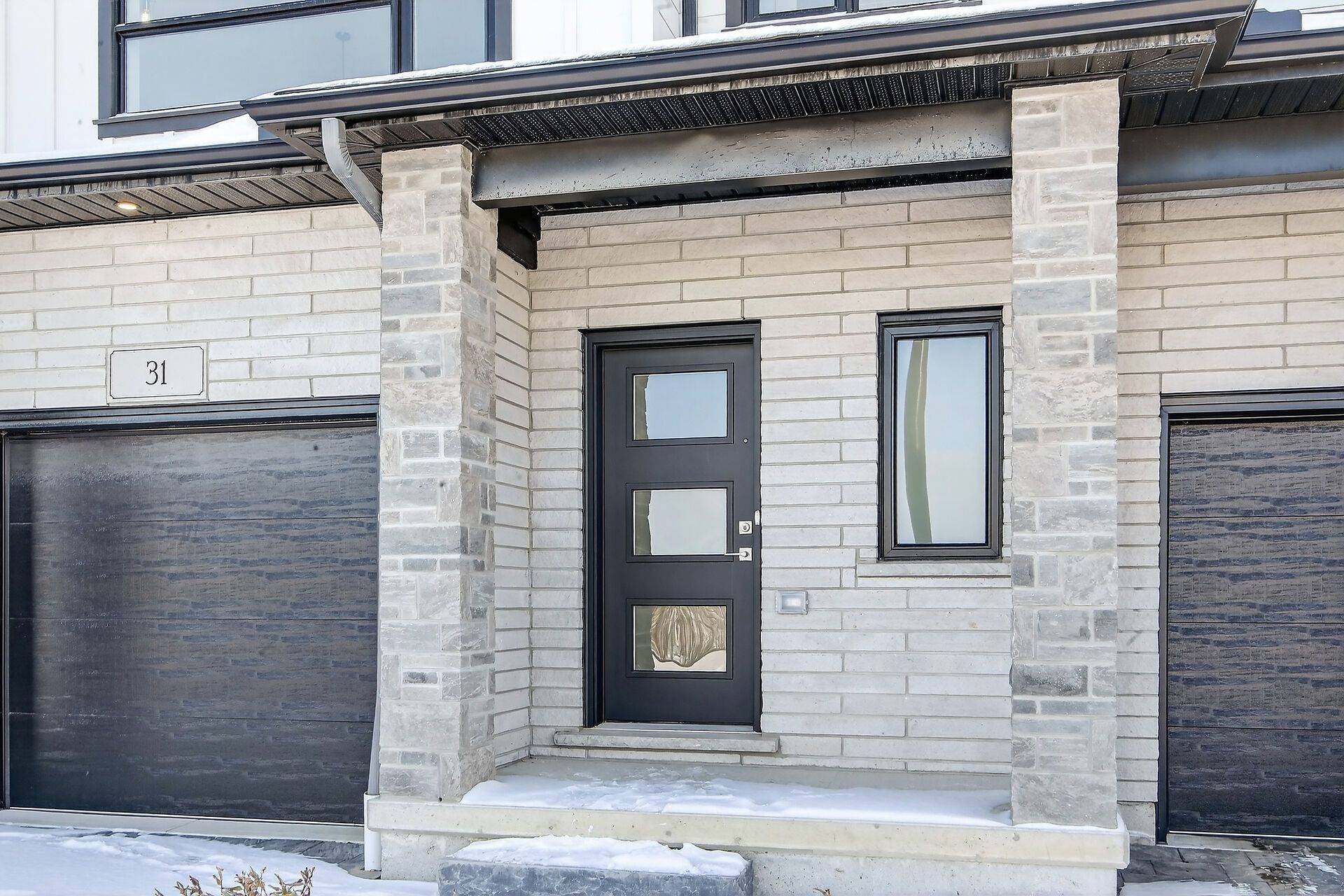 London North, ON N6G 5B6,2700 Buroak DR #31