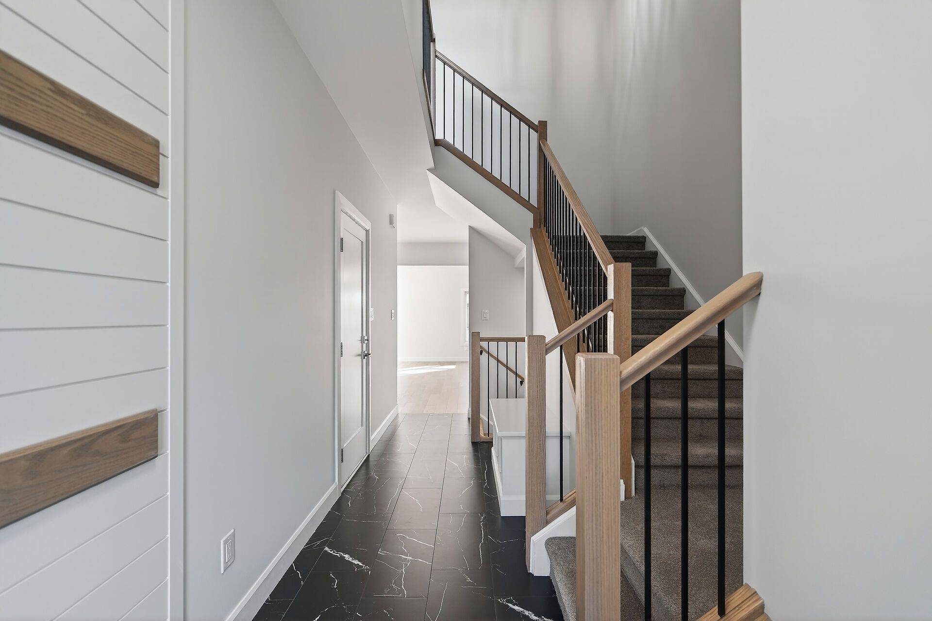 London North, ON N6G 5B6,2700 Buroak DR #31