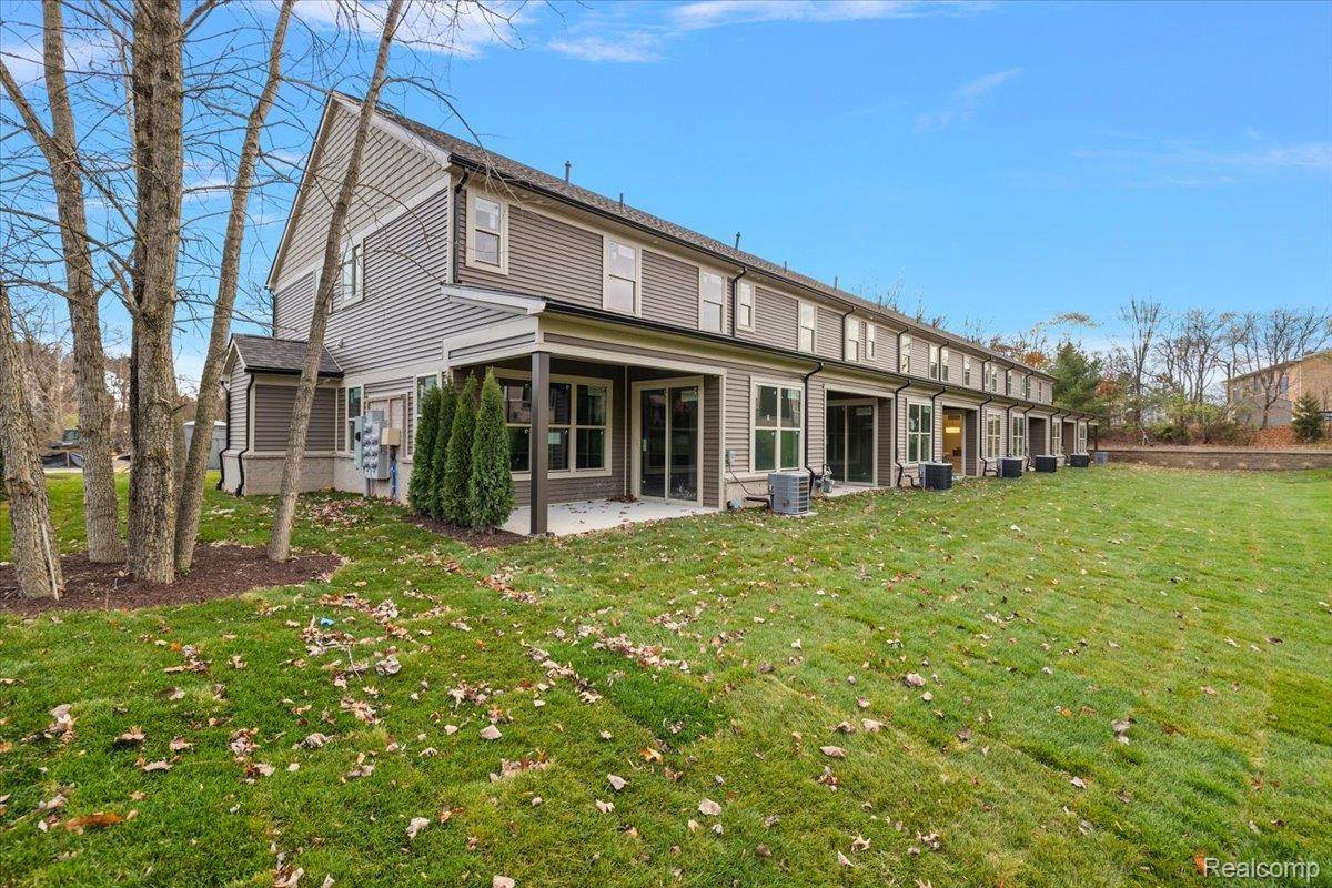 Brighton, MI 48116,11374 Langfeld SPUR