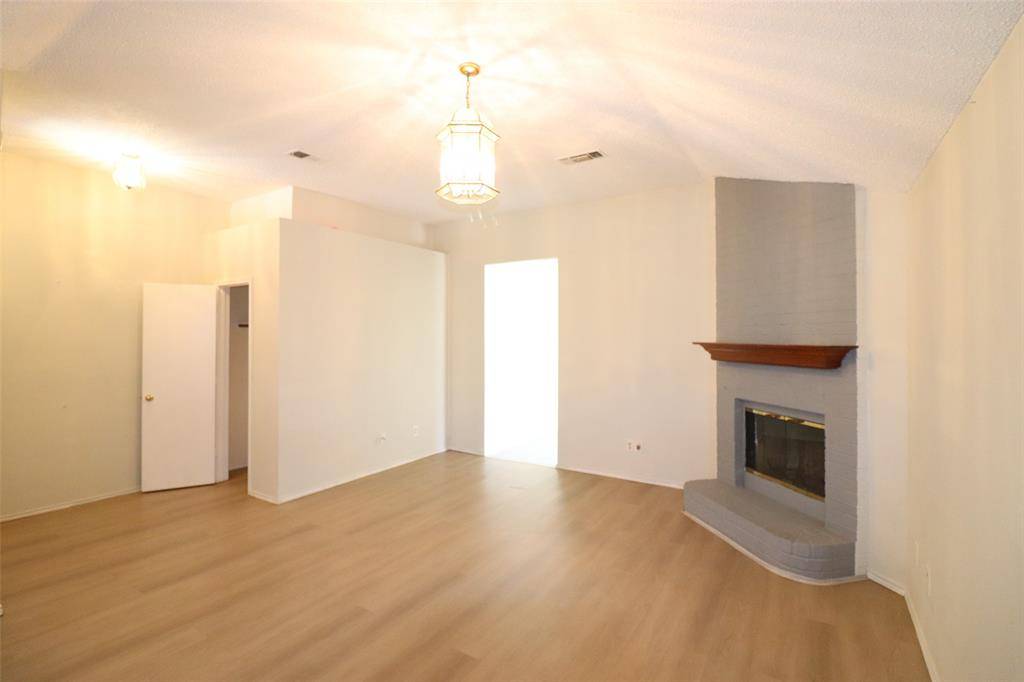 Arlington, TX 76017,958 Tennessee Trail