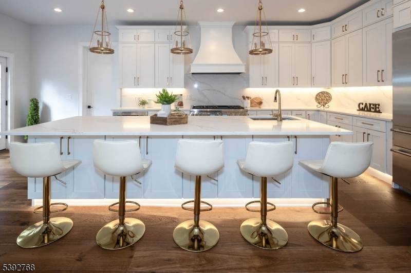 Westfield Town, NJ 07090,522 Boulevard