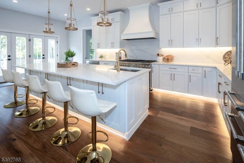 Westfield Town, NJ 07090,522 Boulevard