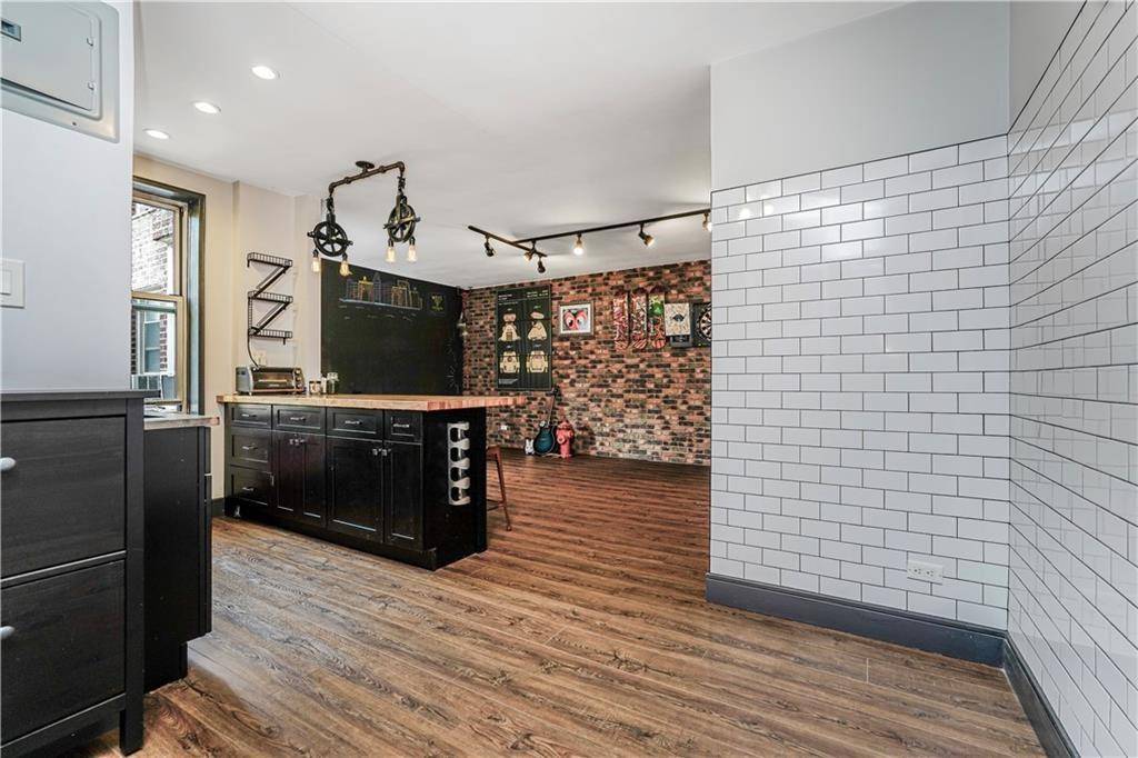 9707 4th AVE #4P, Brooklyn, NY 11209