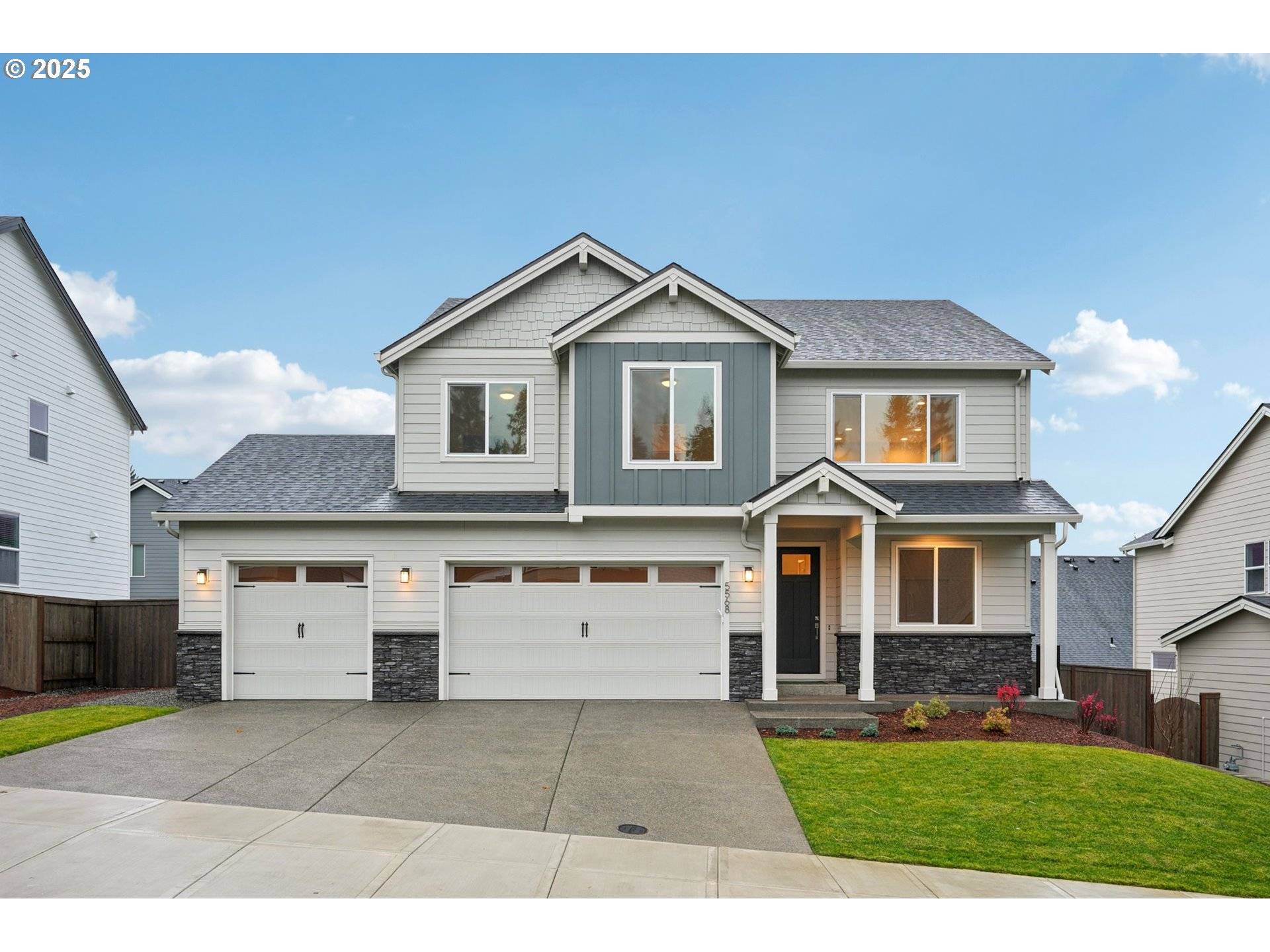 Camas, WA 98607,5568 N 93RD AVE #LT203