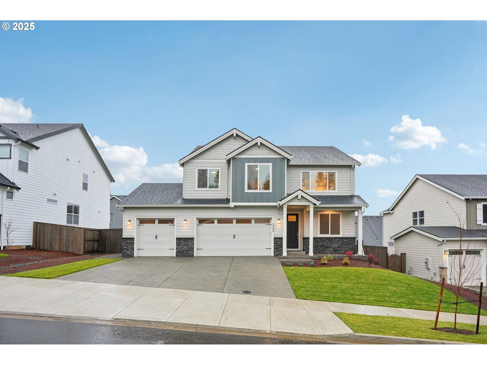 Camas, WA 98607,5568 N 93RD AVE #LT203