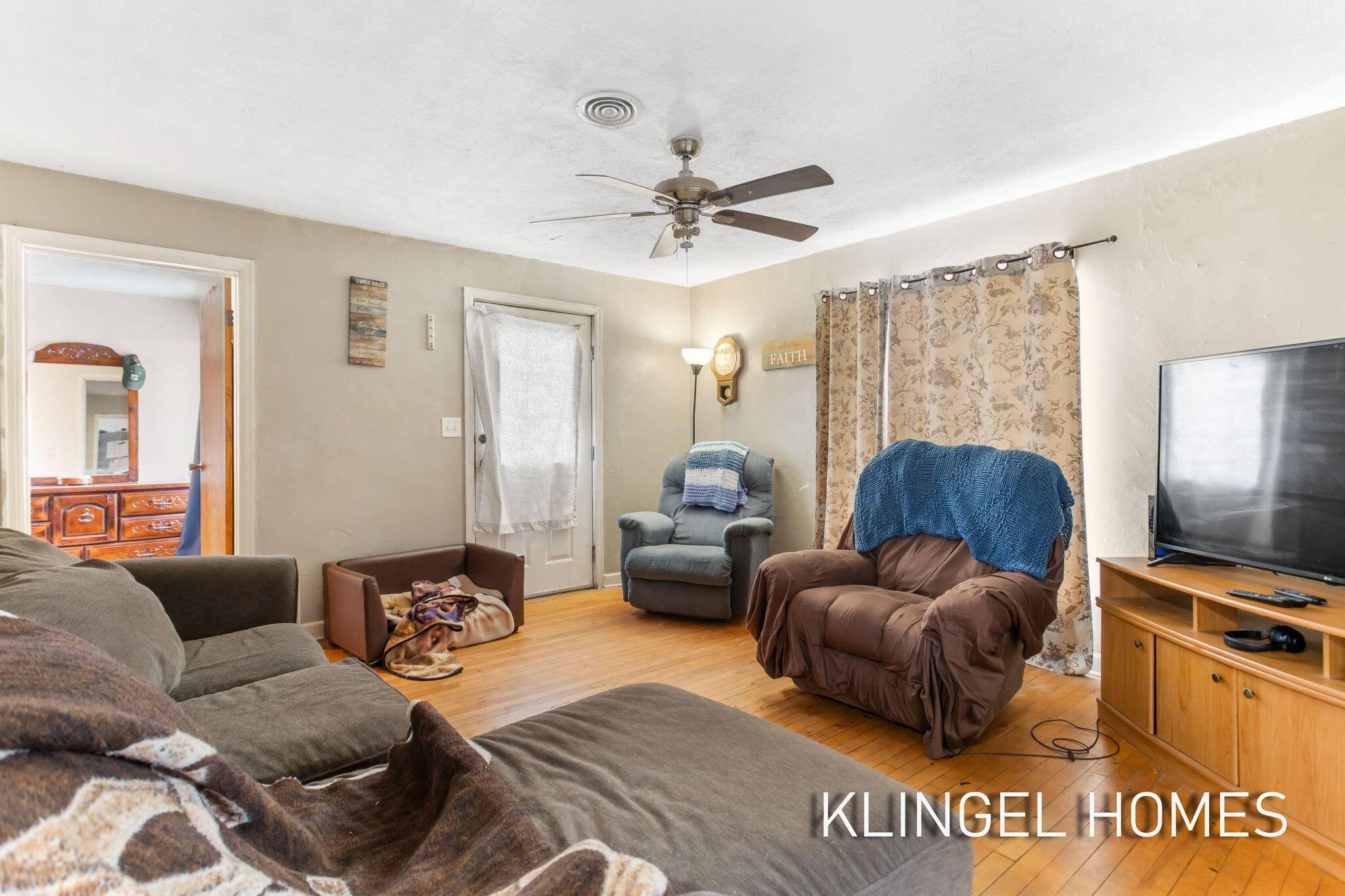 Muskegon, MI 49442,947 Carlton ST