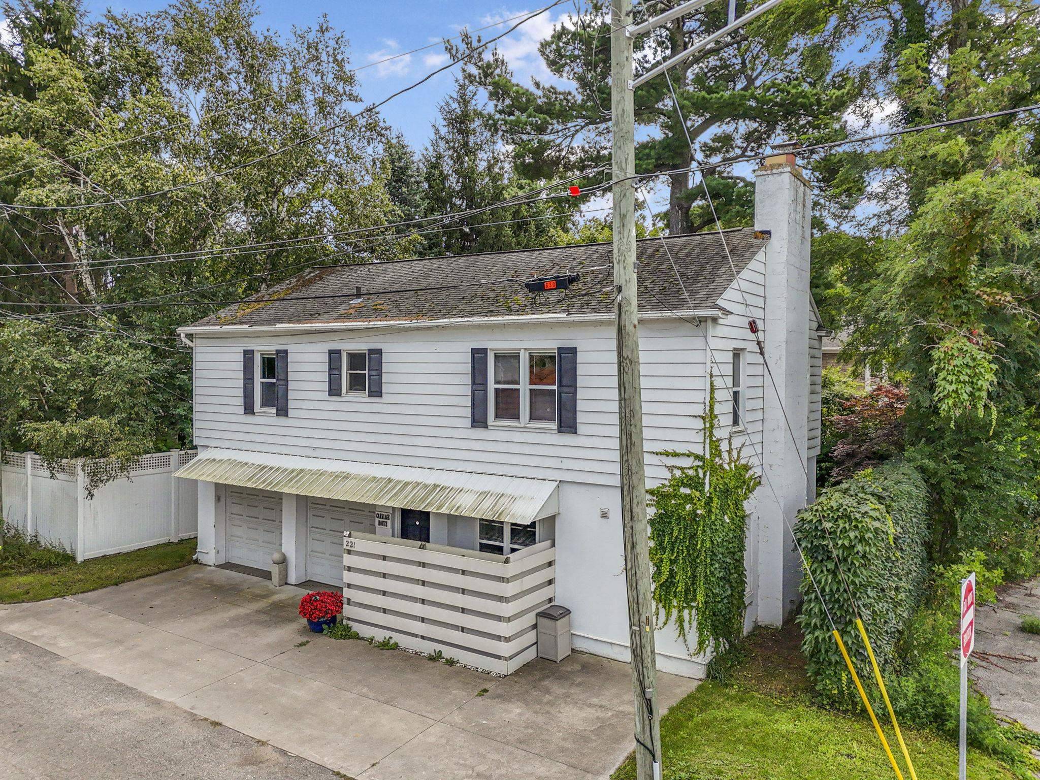 Traverse City, MI 49684,628 Sixth ST