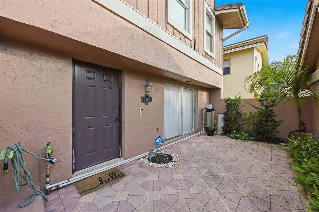 Coral Springs, FL 33065,4337 Coral Springs Dr #1H