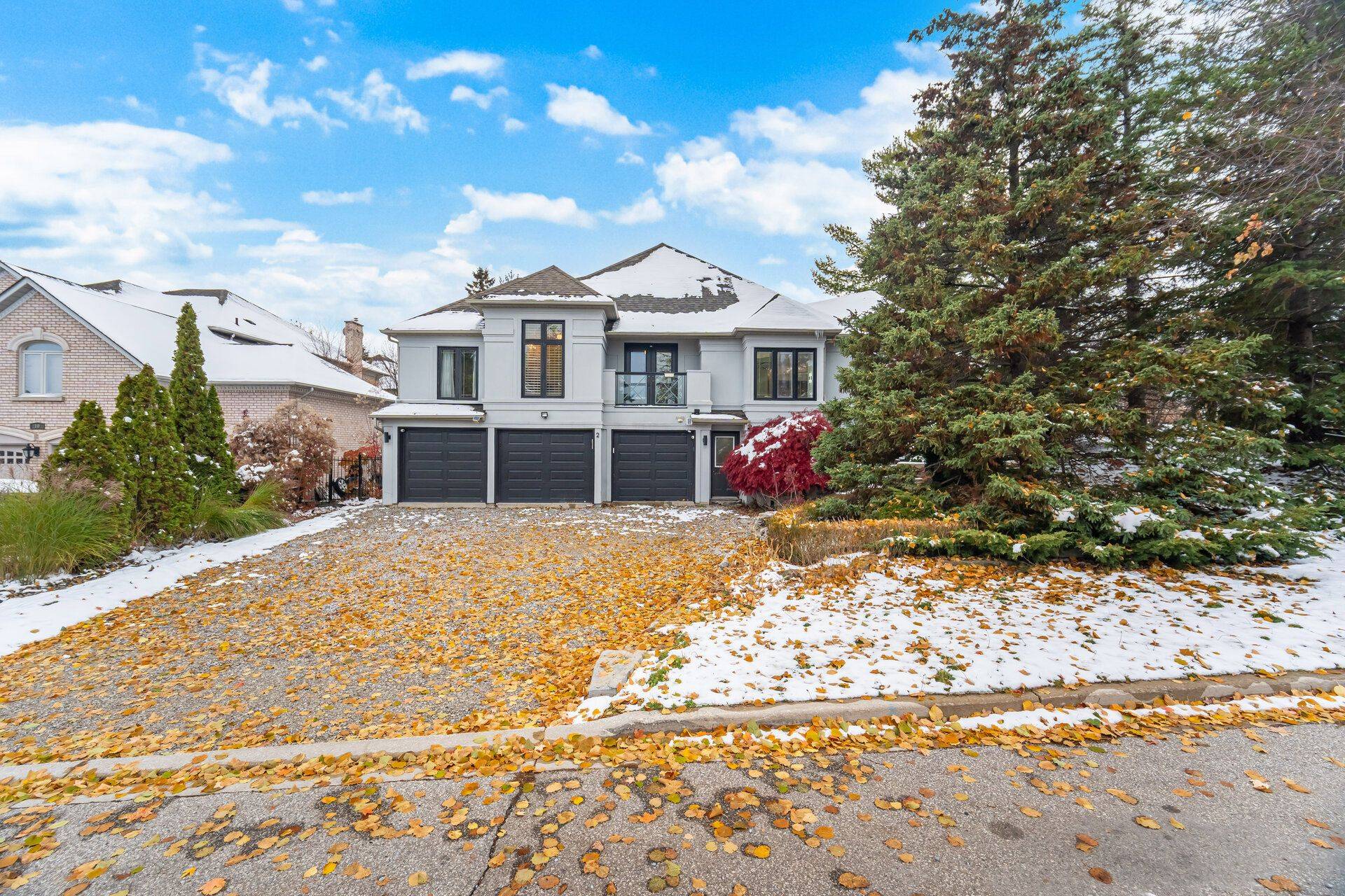 Vaughan, ON L4H 1A7,2 Huntingwood CT