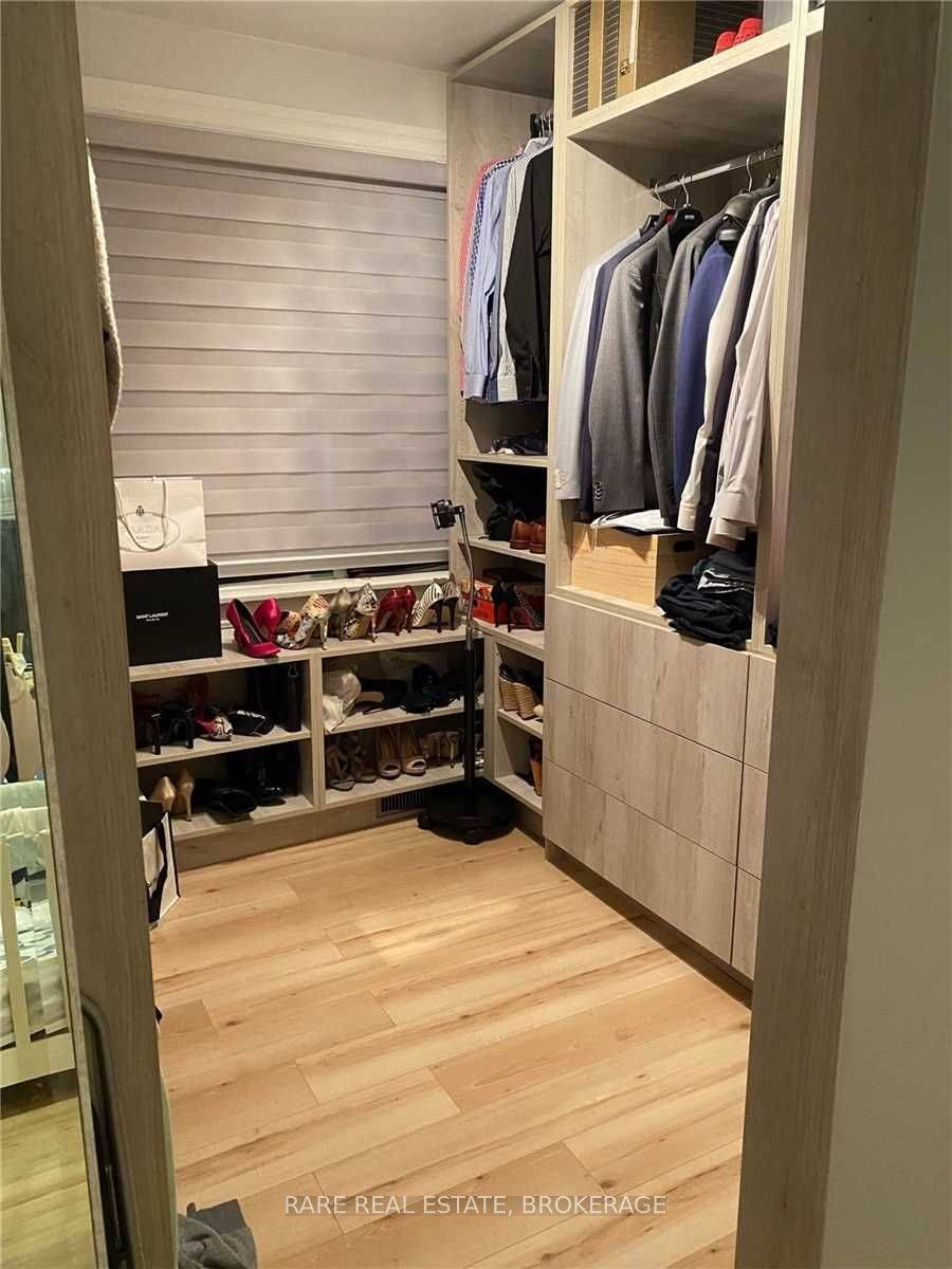 King, ON L7B 1H5,60 Patricia DR