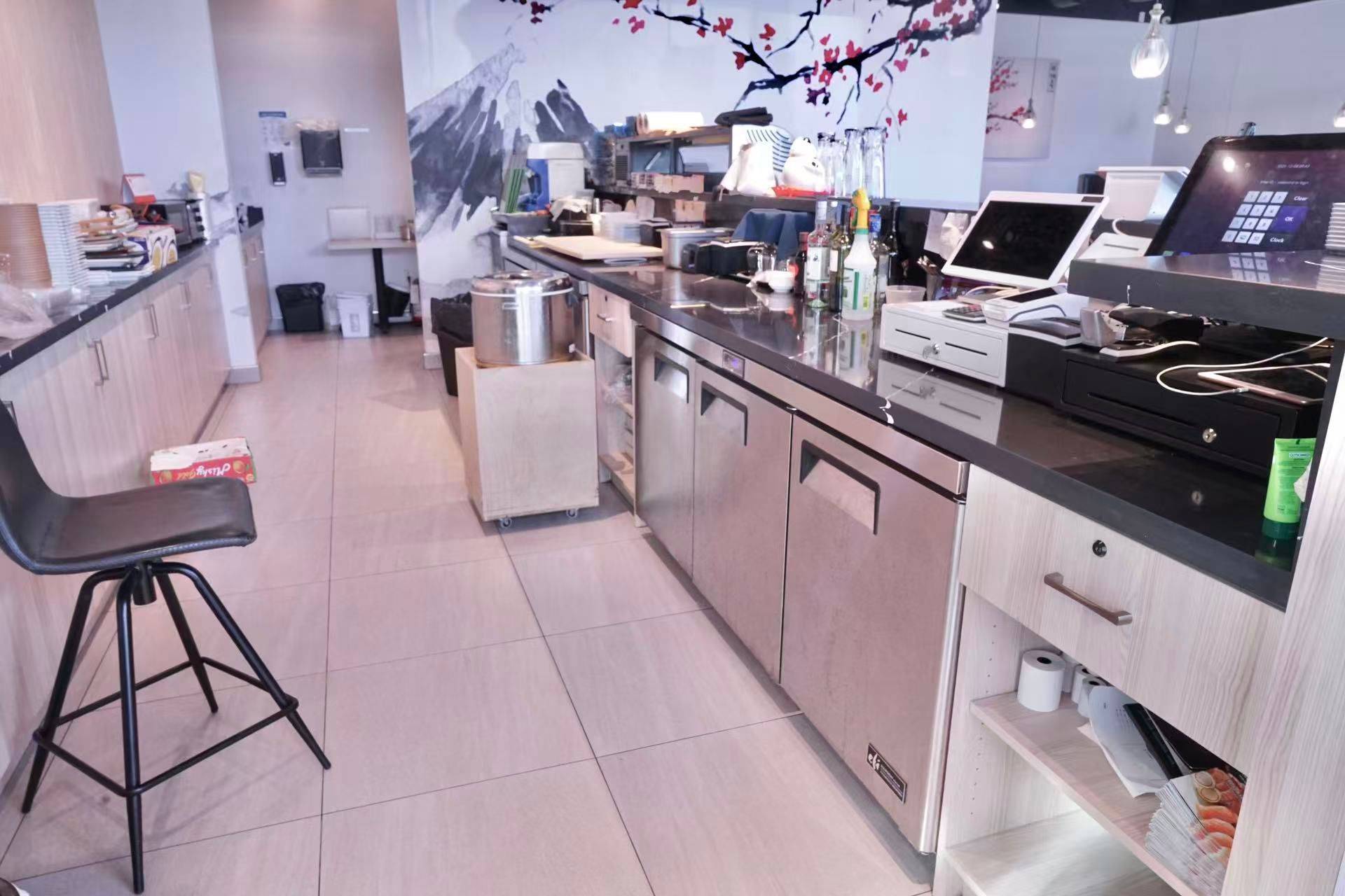 Newmarket, ON L3Y 8T3,45 Harry Walker Pkwy S #5