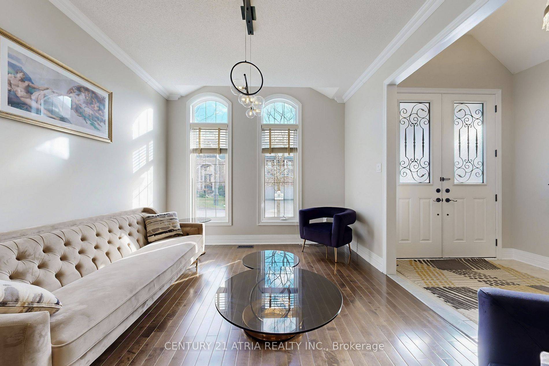 Newmarket, ON L3X 3K6,490 Kwapis BLVD