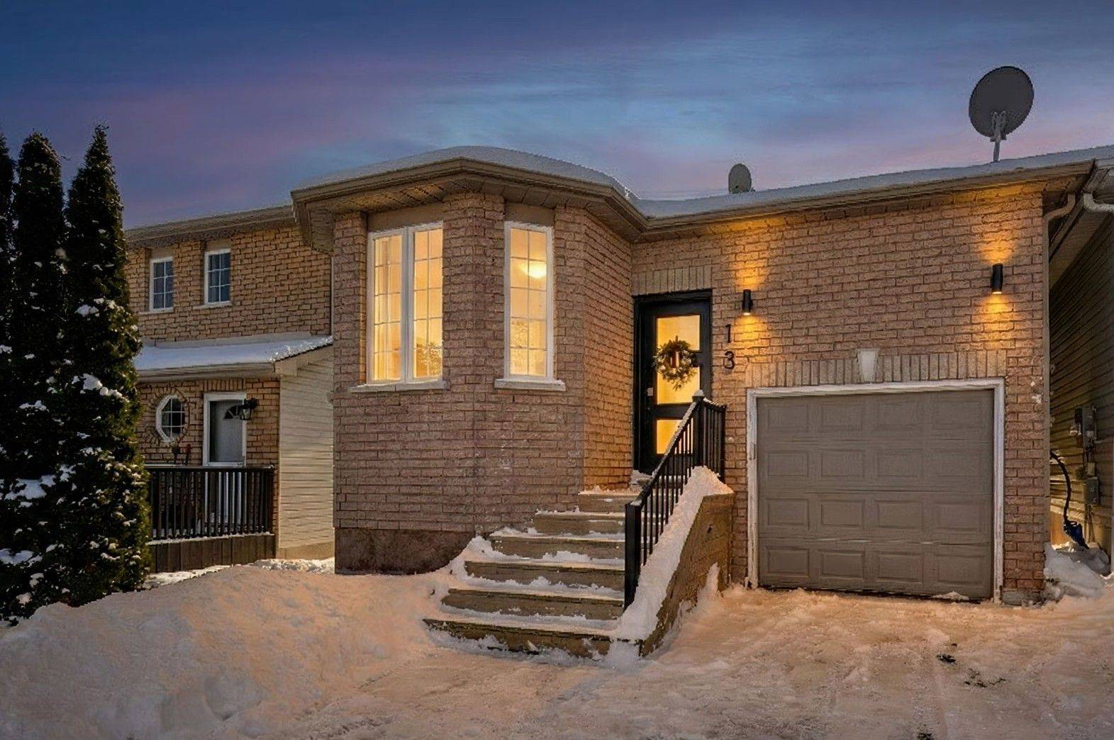 Barrie, ON L4N 8T1,13 WILLOW DR