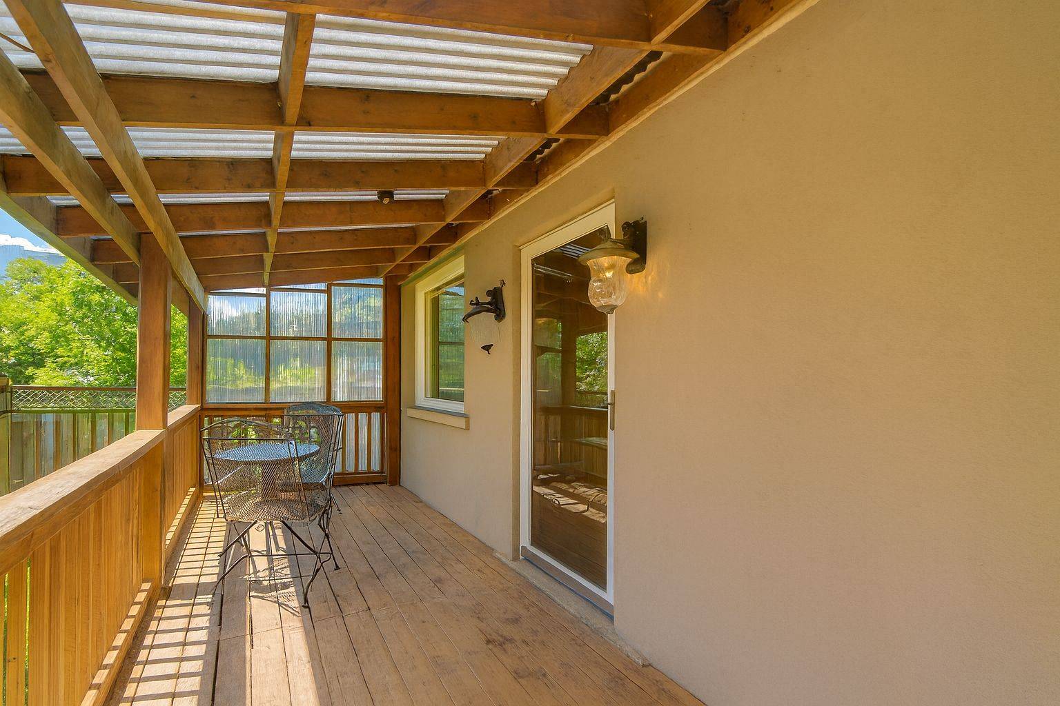 Mississauga, ON L5E 1J3,1331 St. James AVE