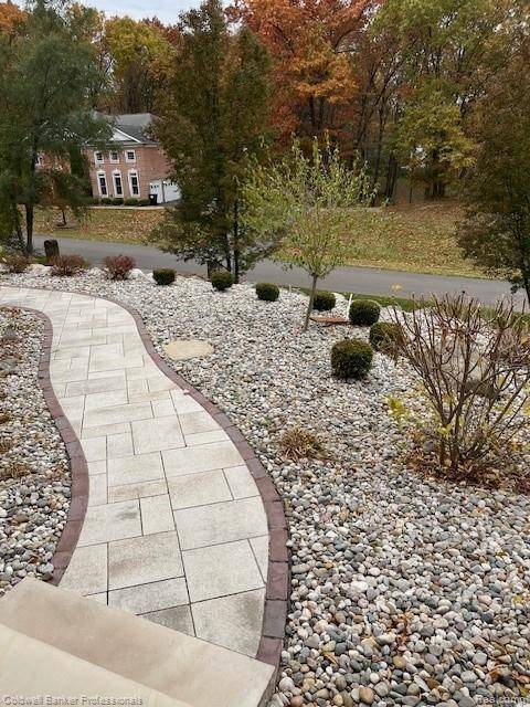 Brighton, MI 48116,7942 River Run DR